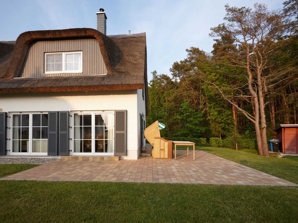 Ferienhaus Wellenläufer mit Terrasse