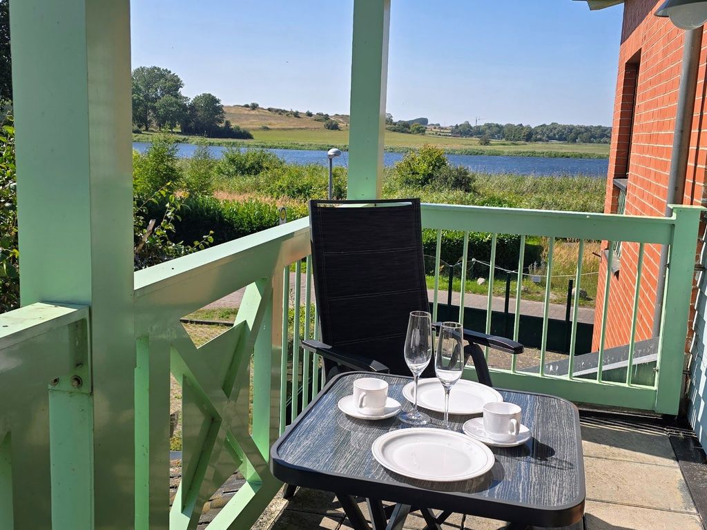 Balkon mit Seeblick