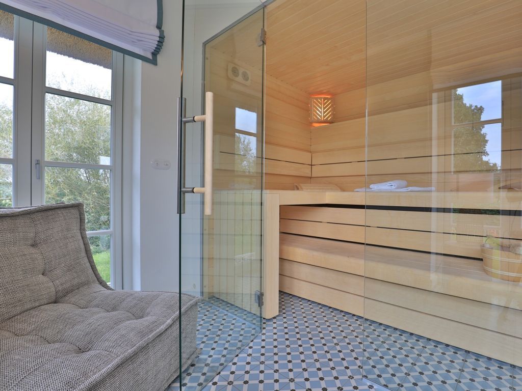 Barkley Reethaus - Blick in den Wellnessbereich/ Sauna im EG