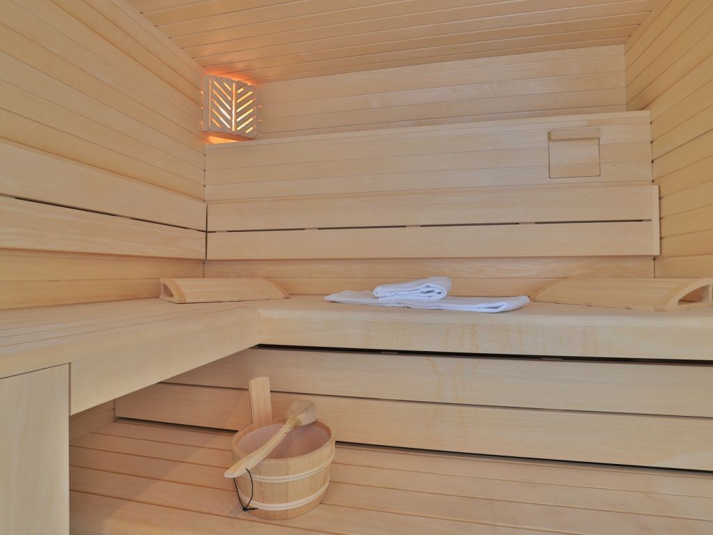 Barkley Reethaus - Blick in den Wellnessbereich/ Sauna im EG