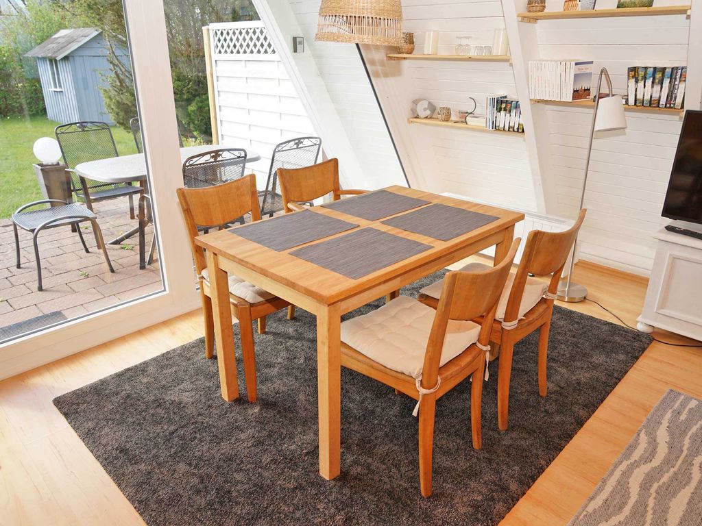 Esstisch im Wohnzimmer