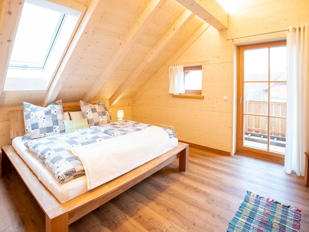 Schlafzimmer 2