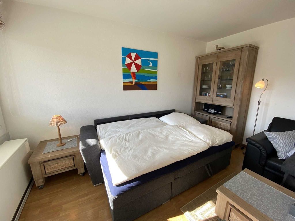 Schlafsofa ausgezogen (1,40 X 2,00) mit zusätzlichem Topper
