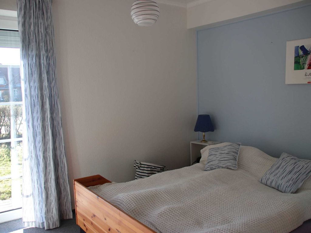 Schlafzimmer mit Doppelbett