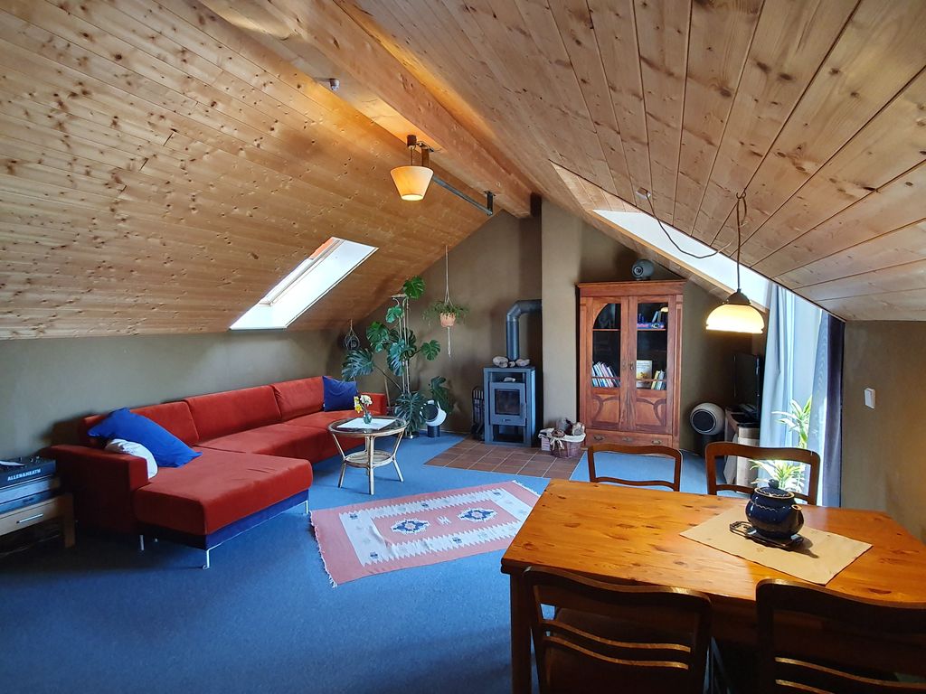 Wohnzimmer mit Schlafcouch