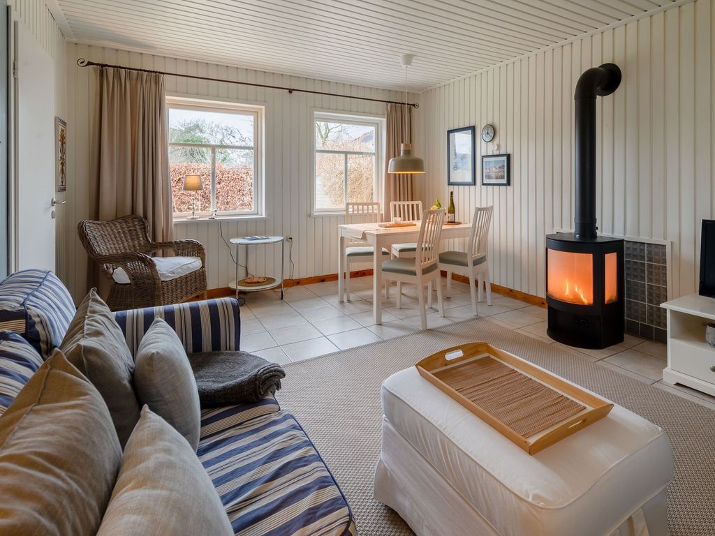 Ferienhaus Uwe mit Garten - Deichhelden Nordstrand