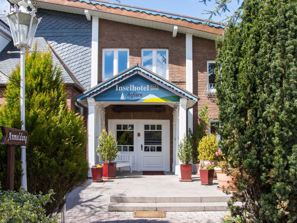 Eingang - Inselhotel Arfsten - Nordsee Insel Wyk auf Föhr