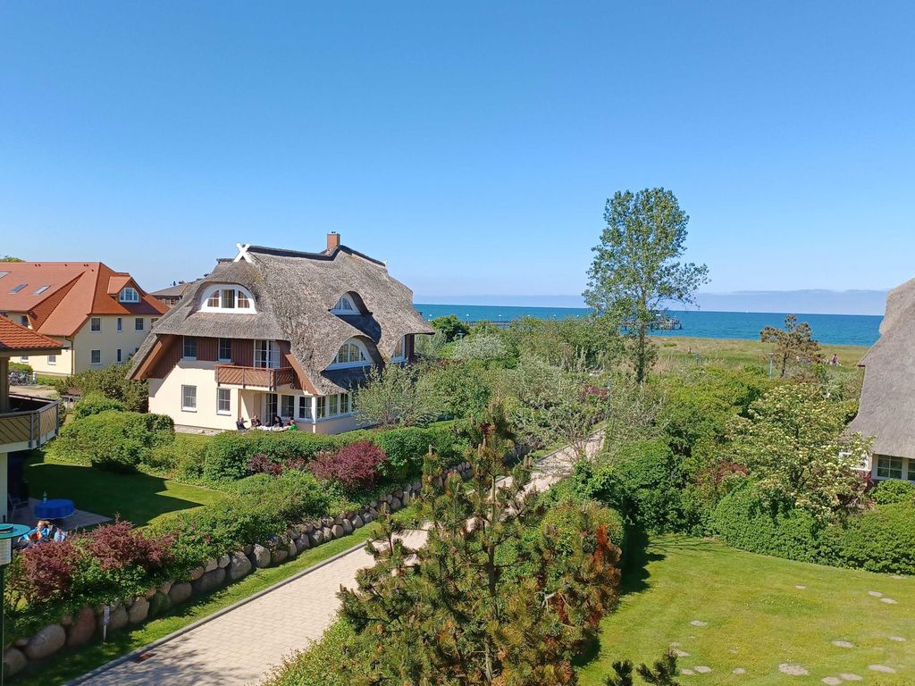 Oewern Diek 60- Balkon mit Blick zur Ostsee