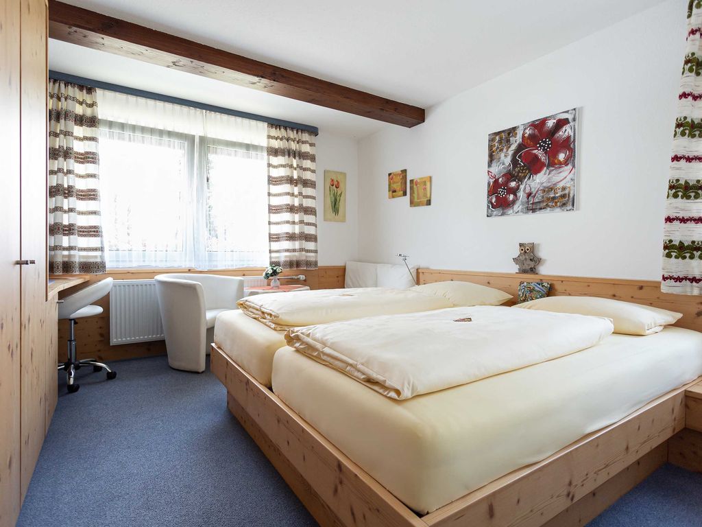 Doppelzimmer Gartenseite