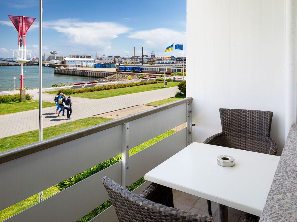 Ihr Balkon in erster Reihe am Meer