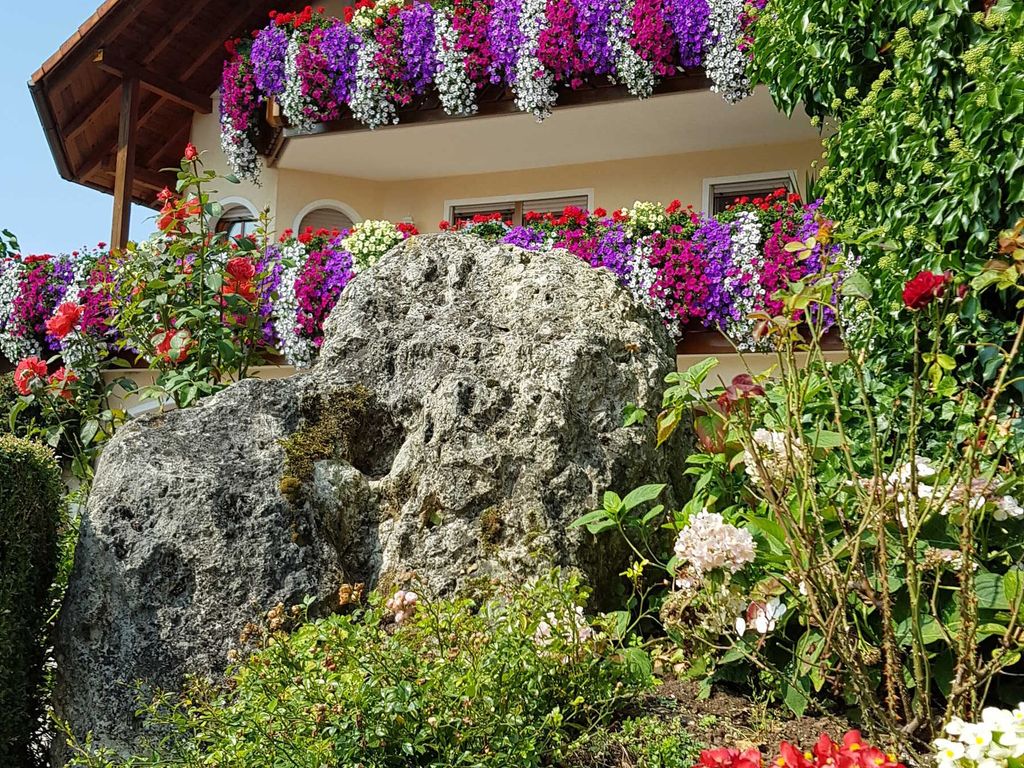 Hausansicht seitlich