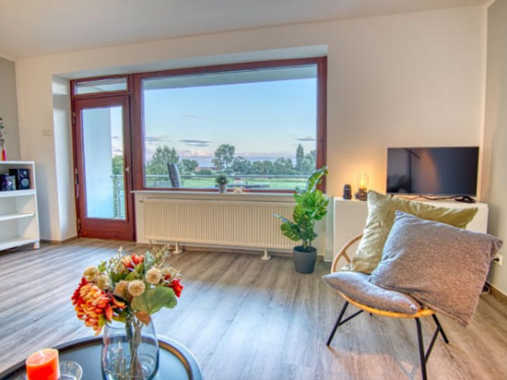 Blick zum Balkon