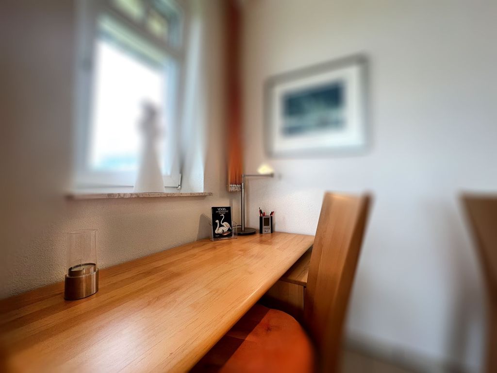 Schreibtisch