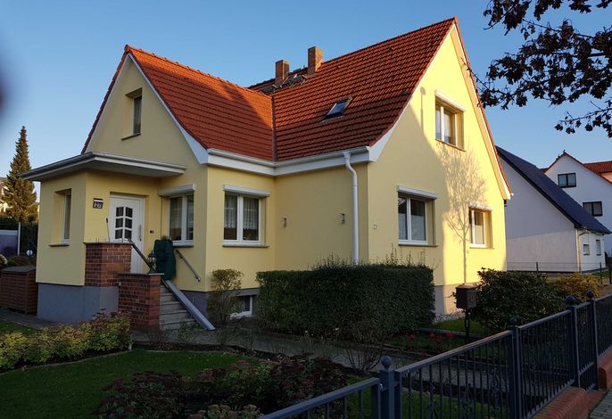 Ferienwohnung (Parterre 3-Raum)