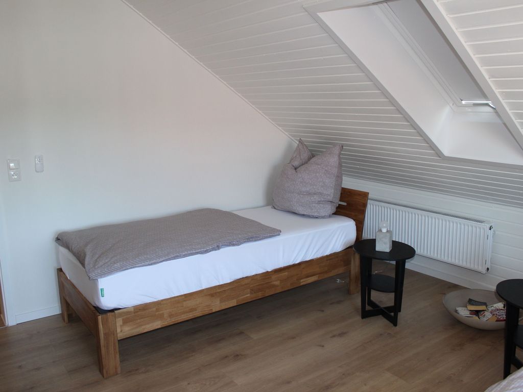 Schlafzimmer m. Einzelbetten