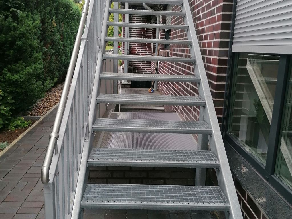Treppe zum Eingang