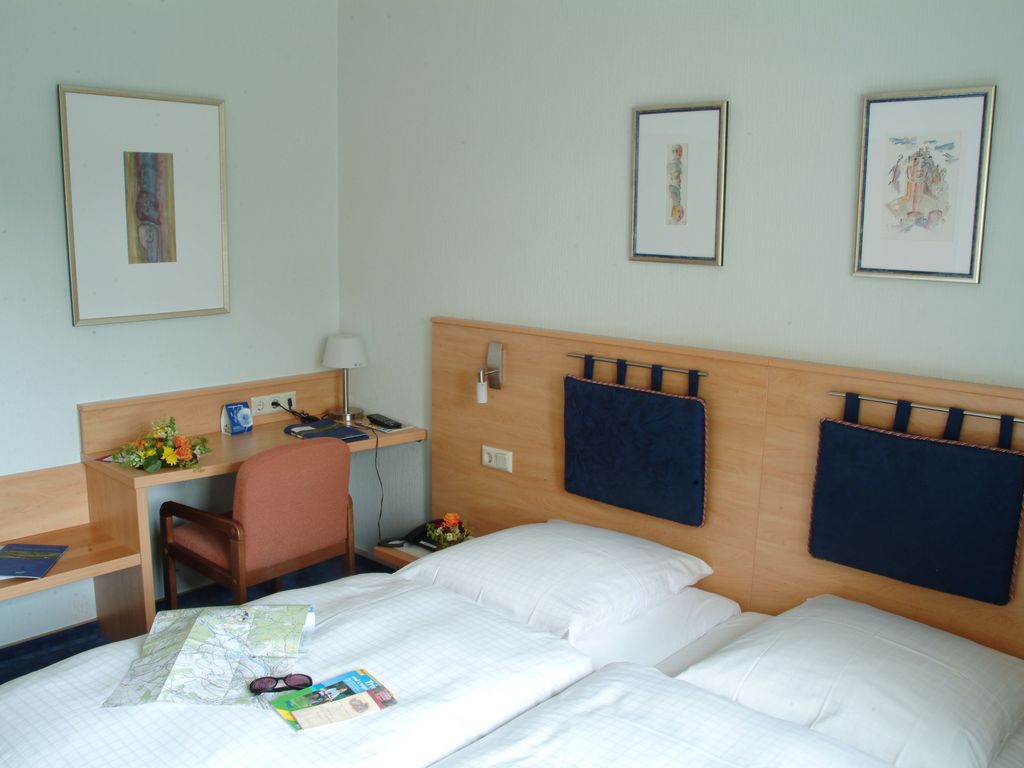 Themenzimmer Blau - Straßenseite -