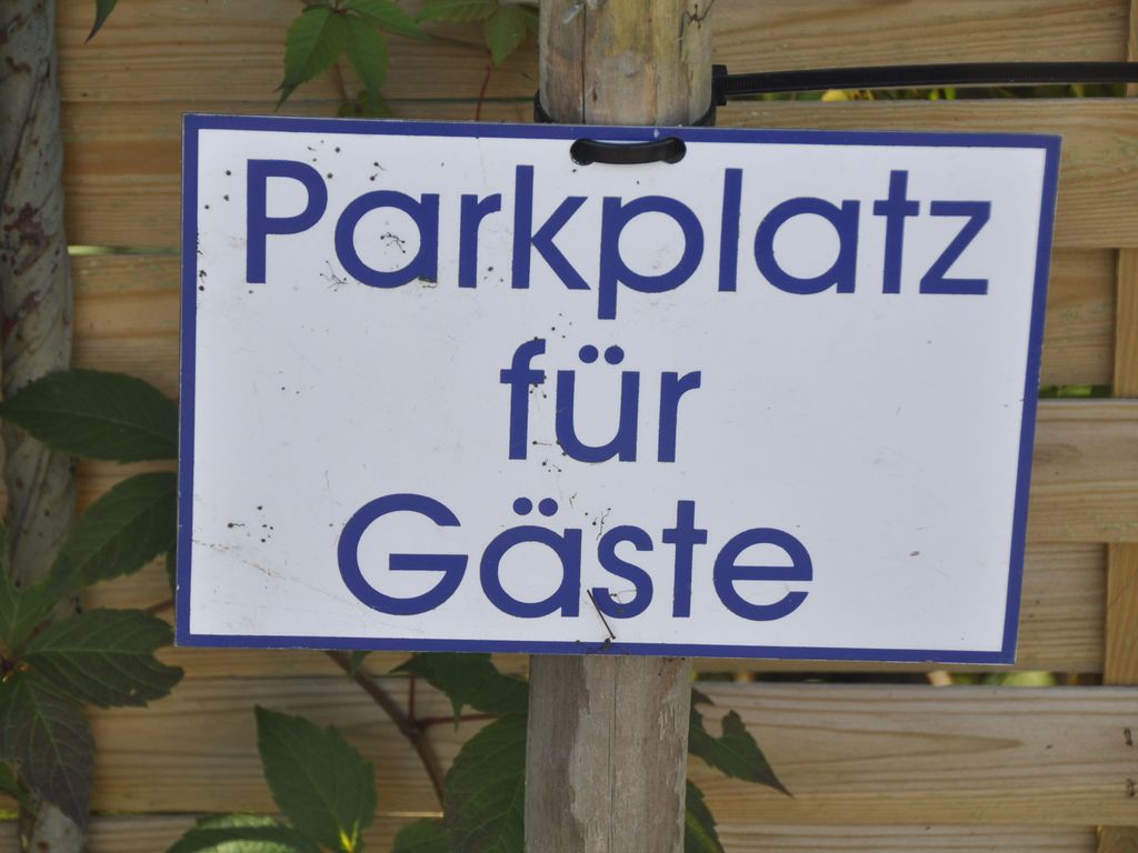 Parkplatz Schild