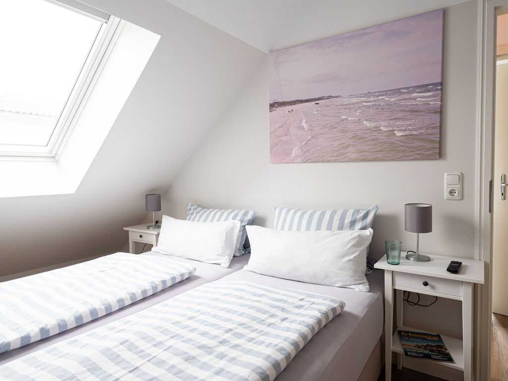 Schlafzimmer mit Doppelbett