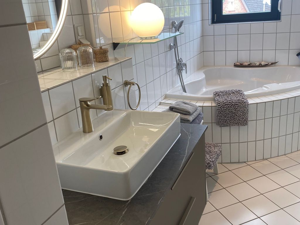 neues Badmöbel