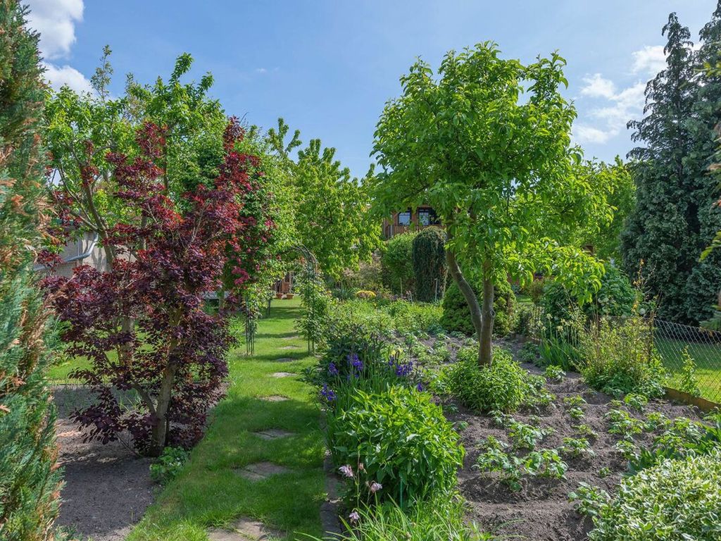 Großer Garten zu gemeinschaftlichen Nutzung