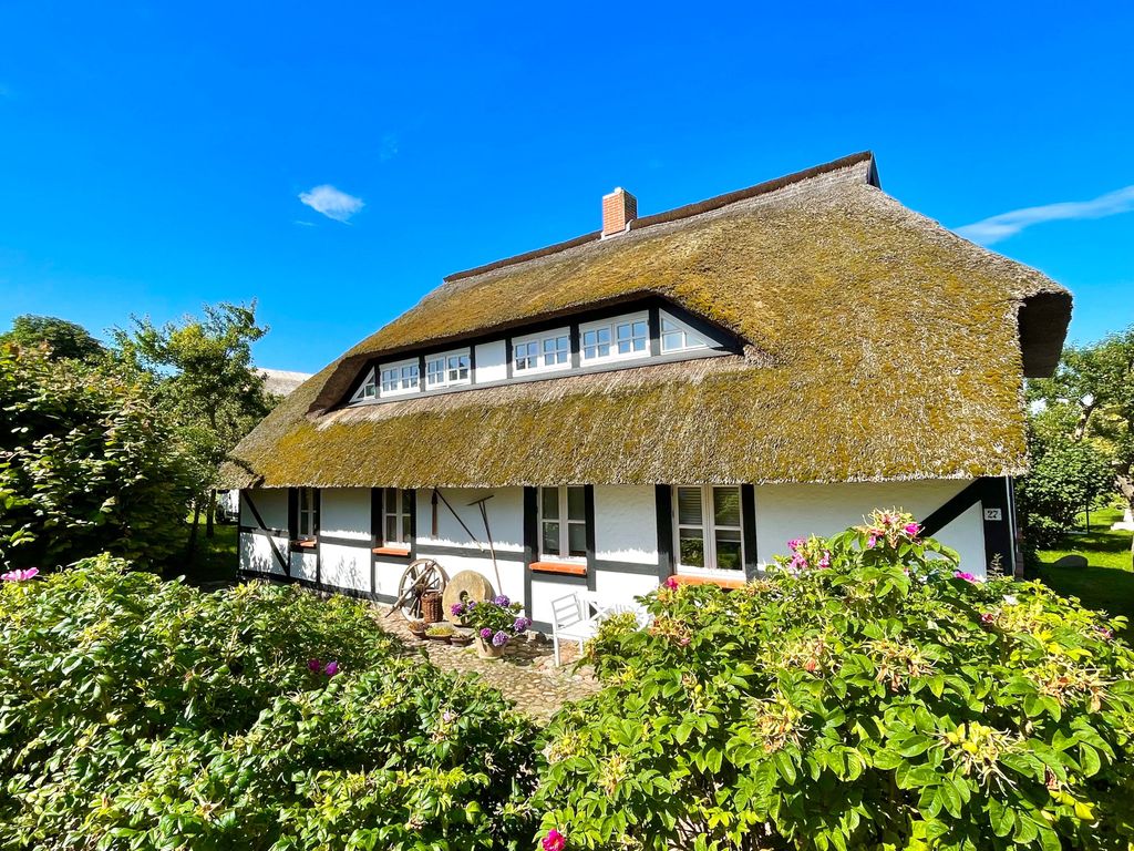 Mönchguter Ferienhaus unterm Reetdach mit Kamin