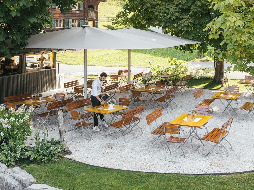 Gastgarten vor dem Stammhaus