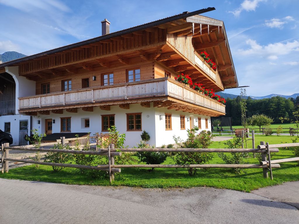 Ferienwohnungen Rohnbogner