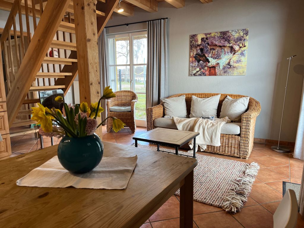 Ferienhaus  Möllen  direkt am Wasser * Hund * Garten