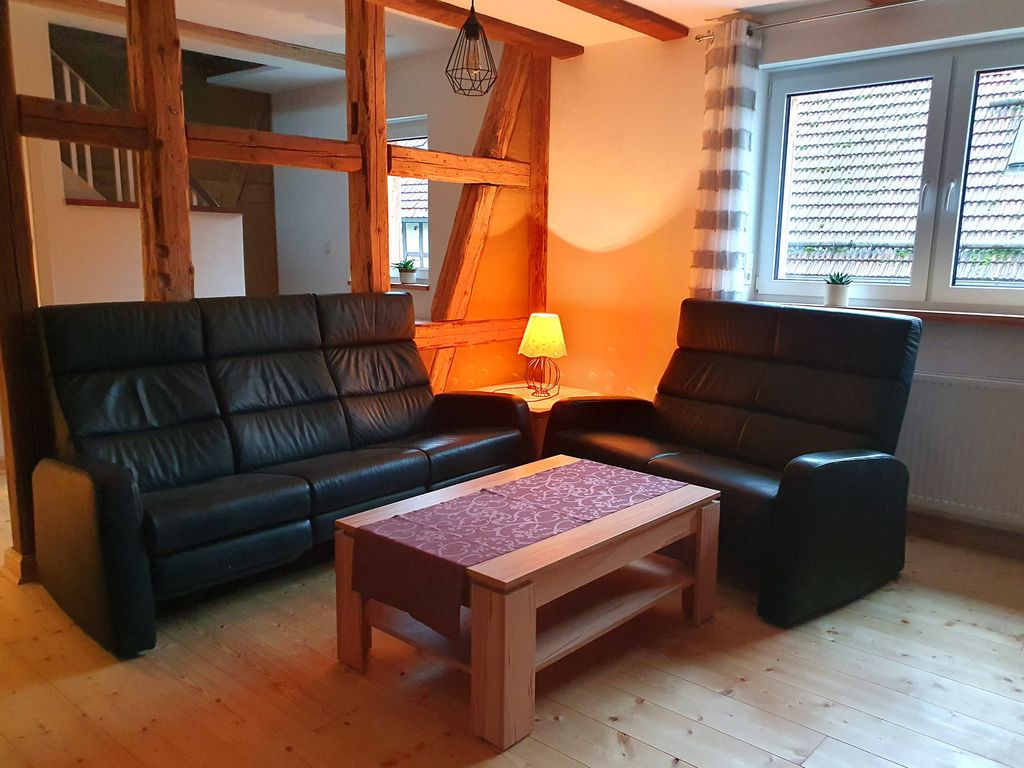 Wohnzimmer mit Couch