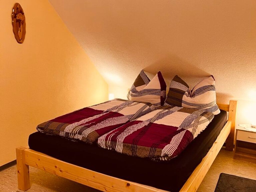 Schlafzimmer 1 / franz. Bett