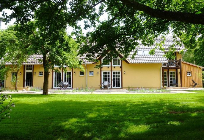 Froschkönig Ferienhaus und Ferienwohnungen (ab 12 J.)