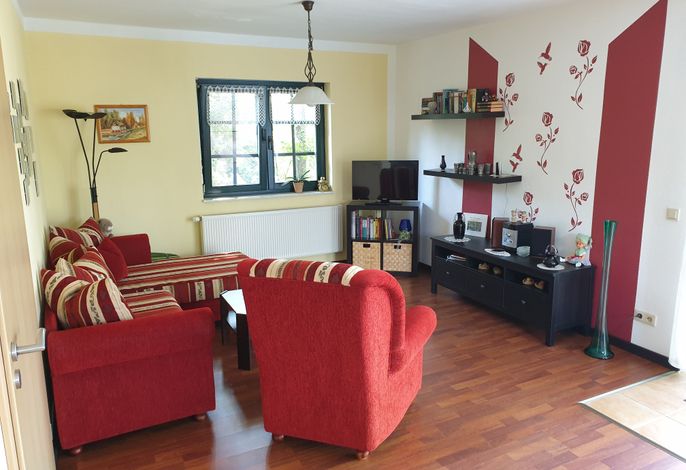 Ferienwohnung, Schlafr., Wohnr./Küchenz., DU/WC, Terrasse