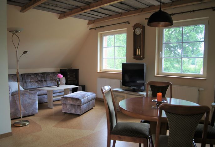 Ferienwohnung Alte Keramikscheune, 2 SZ, WZ/Küche, Bad DU/WC