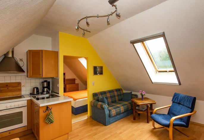 Ferienwohnung Unter der Eiche, SZ, Wohnr./Küchenz., DU/WC