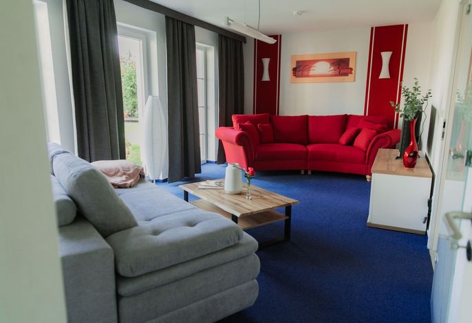 Ferienhaus LORINI, WR, 2 SR, 2 DU/WC, Küche, Terrasse