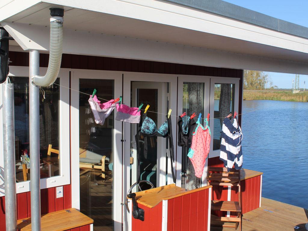 Das Hausboot im Hafen Anklam