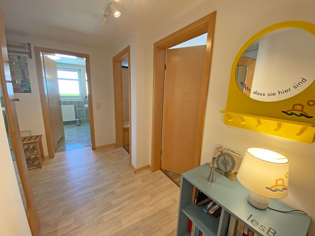 Flur mit Garderobe