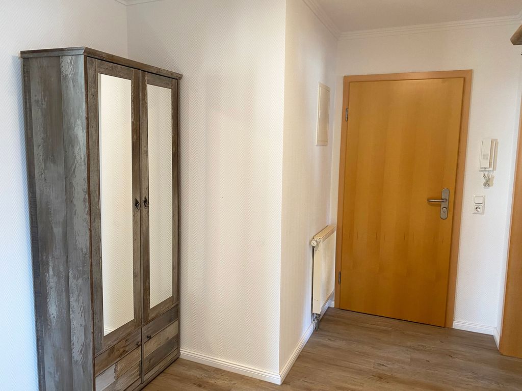 Flur mit kleinem Schrank
