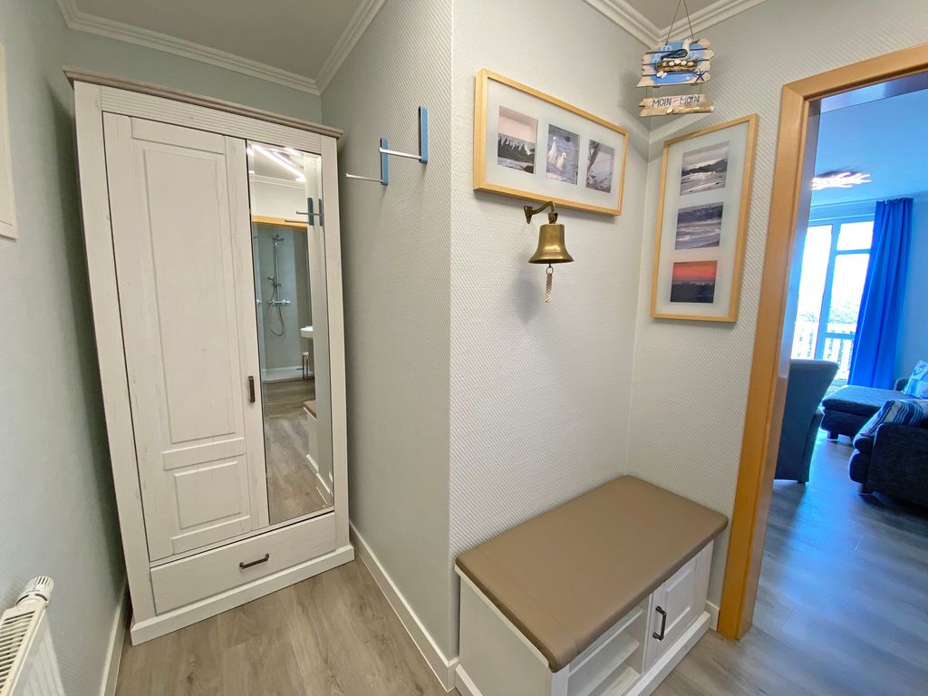 Flur mit kleinem Schrank