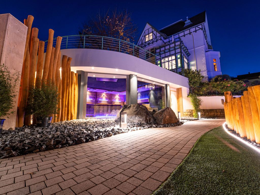 Panorama-Eventsauna im 10 Gehminuten entfernten SPA-Bereich