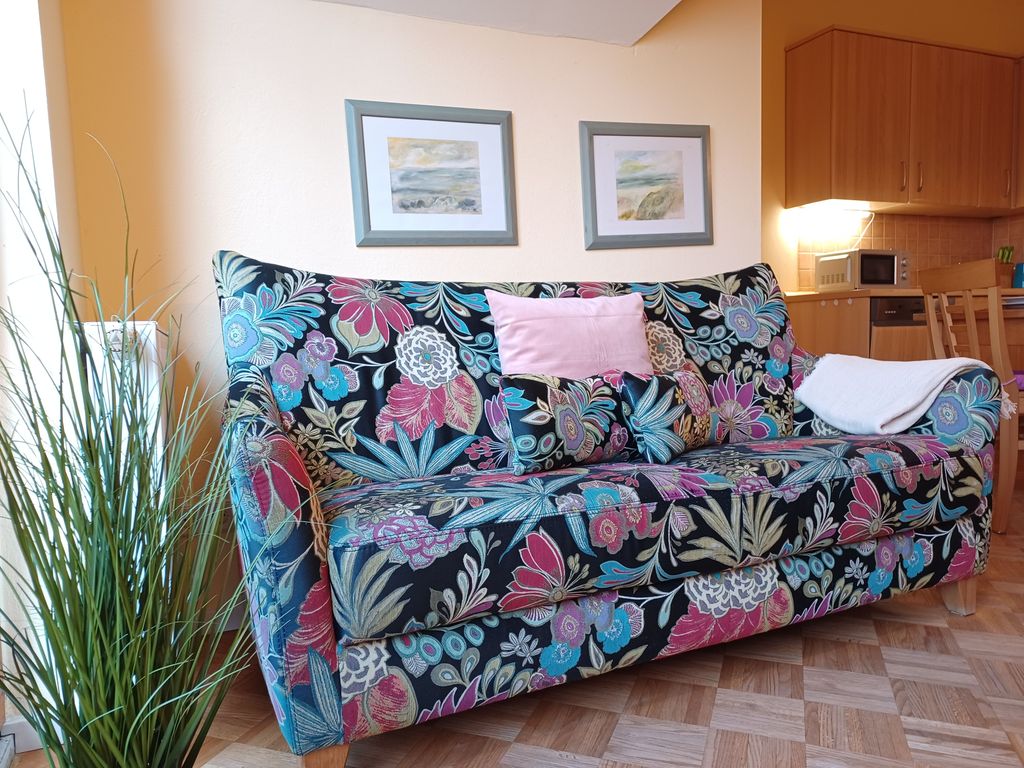 Wohnzimmer mit Couch