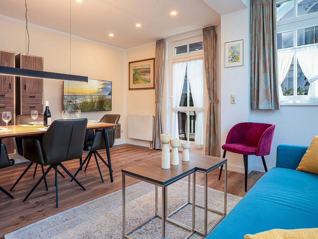 Wohn/Essbereich Ferienwohnung 13 Villa Eden Binz