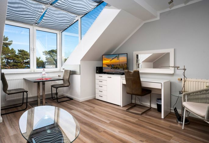 Apartment 15 / 1 - Raum - Fewo mit Meerblick, Strandkorb