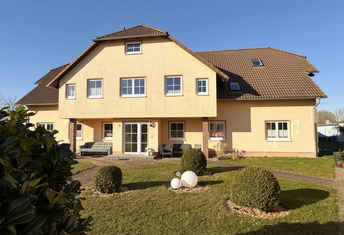 Ferienwohnung A6 Fiete mit Balkon