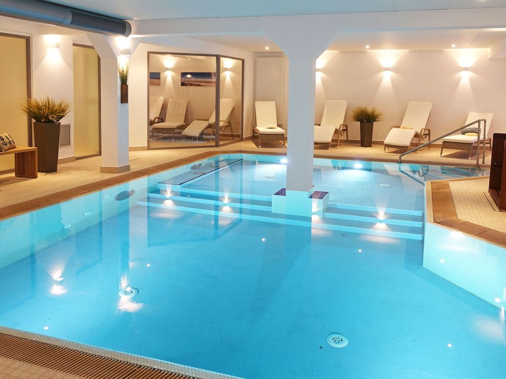 Schwimmbad