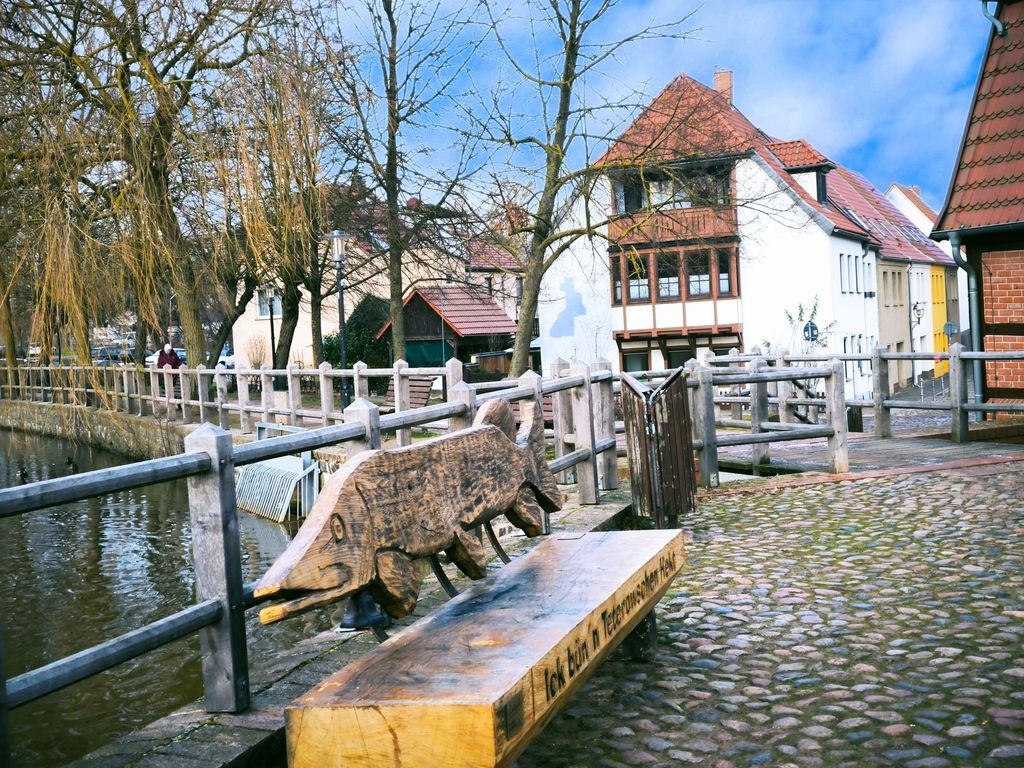 Blick vom Mühlenteich auf das Haus