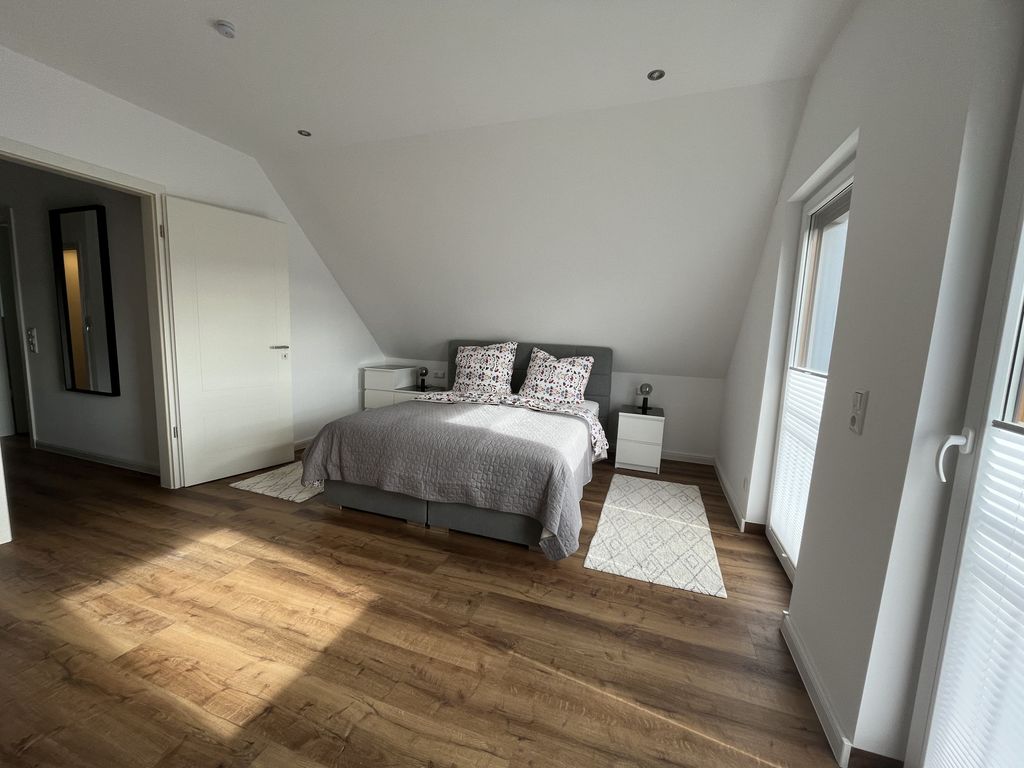 Schlafzimmer mit Doppelbett