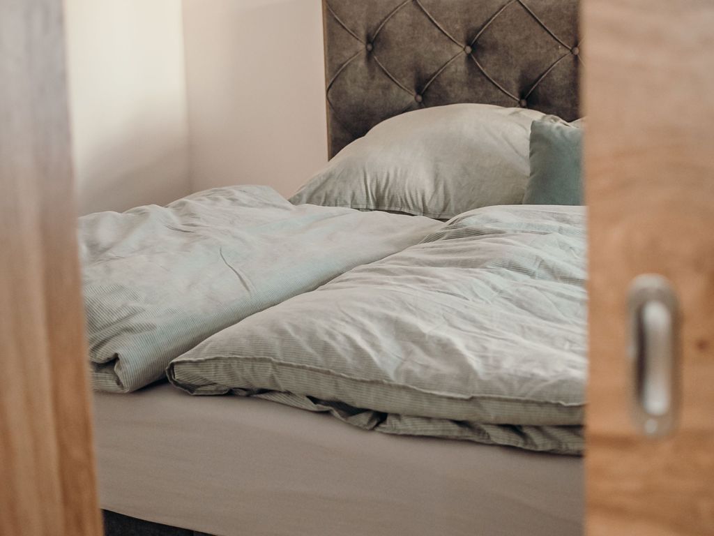 Blick ins Schlafzimmer