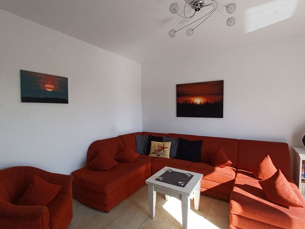 Wohnzimmer mit Schlafcouch